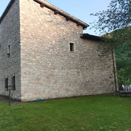 Hotel La Casa Dei Fagiani Foligno Esterno foto